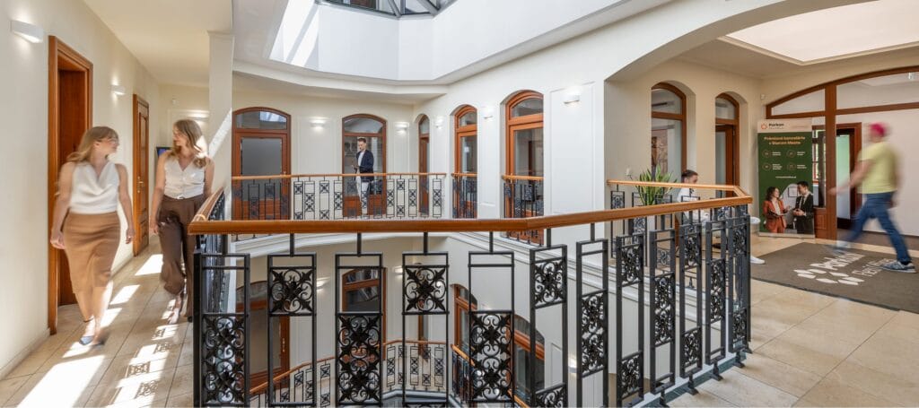 amenities-and-features